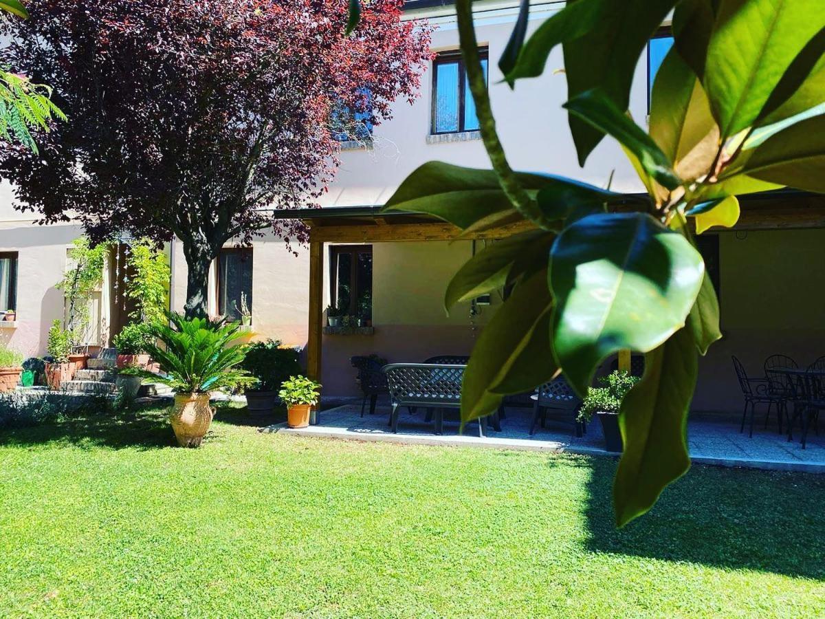 Hotel Borgo Antico Fabriano Extérieur photo