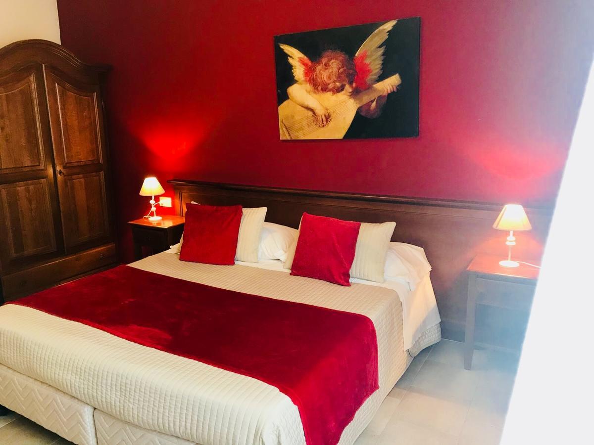 Hotel Borgo Antico Fabriano Extérieur photo